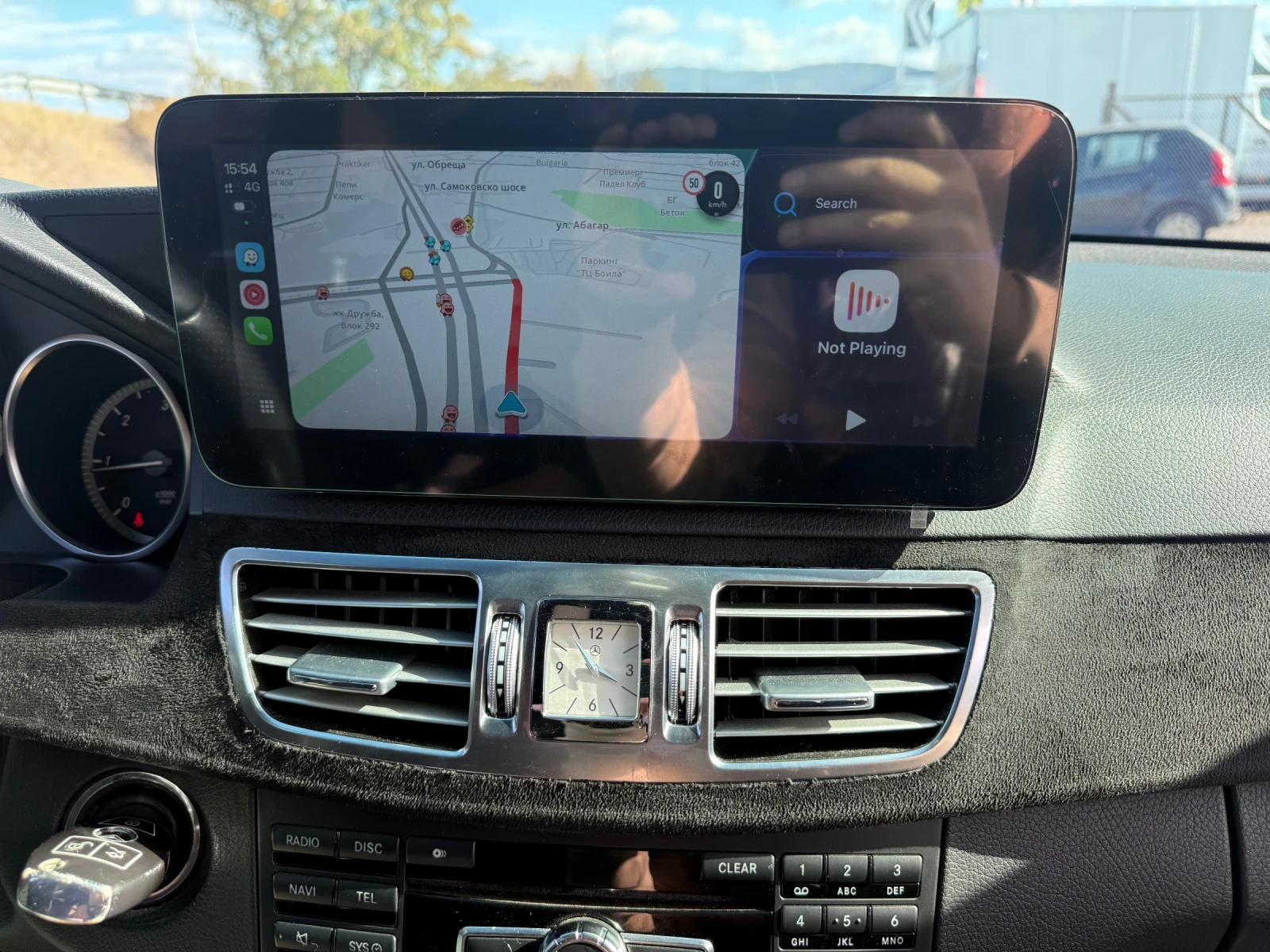Mercedes-Benz 220 E220/ AMG / CARPLAY, снимка 12 - Автомобили и джипове - 56626527