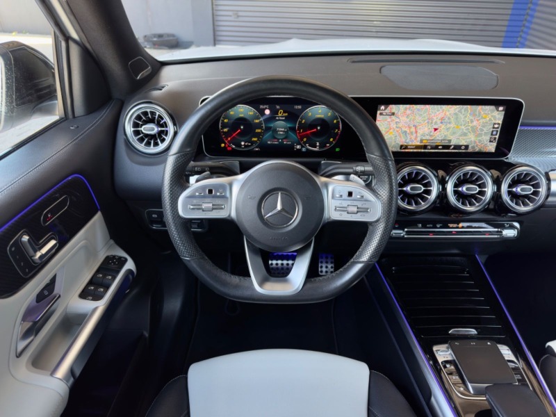 Mercedes-Benz GLB * 250* 4M* AMG* BURMESTER* MEMORY* LED* , снимка 11 - Автомобили и джипове - 46432563
