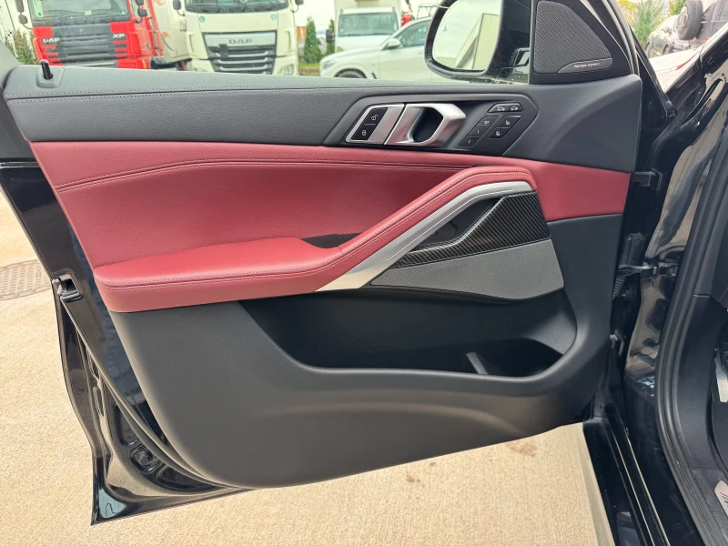 BMW X6 40i / X DRIVE / Sky Lounge / Harman Kardon / , снимка 15 - Автомобили и джипове - 52052538