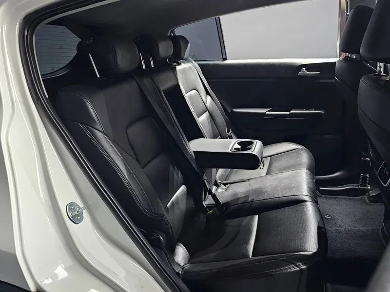 Kia Sportage 4Th Generation Diesel 2.0 2Wd Prestige, снимка 12 - Автомобили и джипове - 55100498