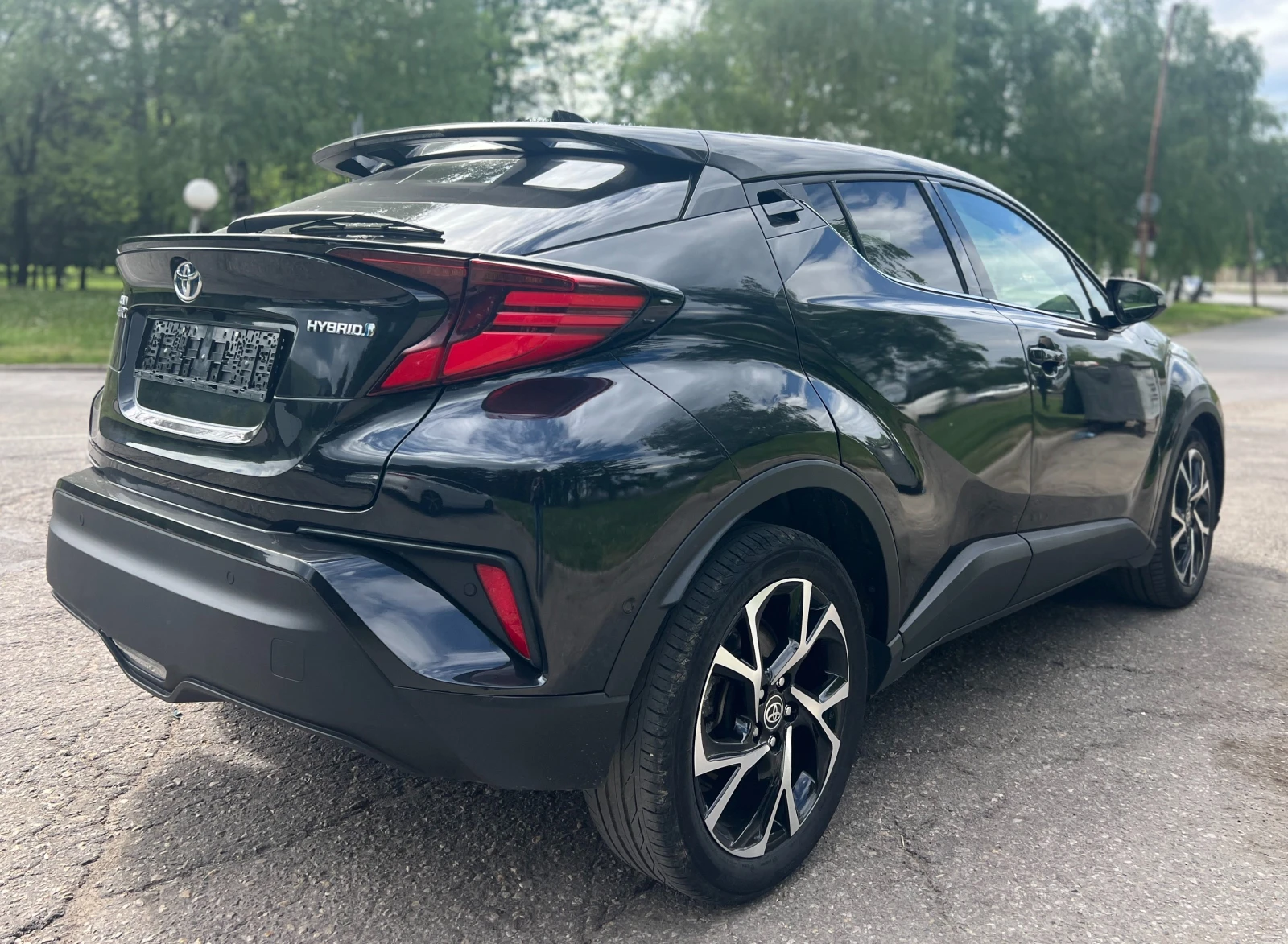 Toyota C-HR 1.8HSD* FACELIFT* CAMERA* LED* DISTRONIC*  - изображение 7