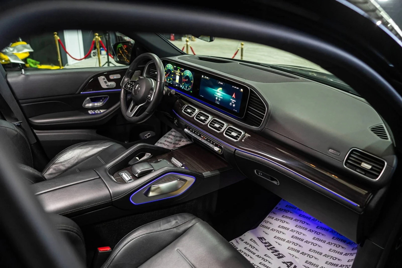 Mercedes-Benz GLE 400 D COUPE 4MATIC FULL AMG LINE ПАНО BURM ЛИЗИНГ 100%, снимка 13 - Автомобили и джипове - 53746851