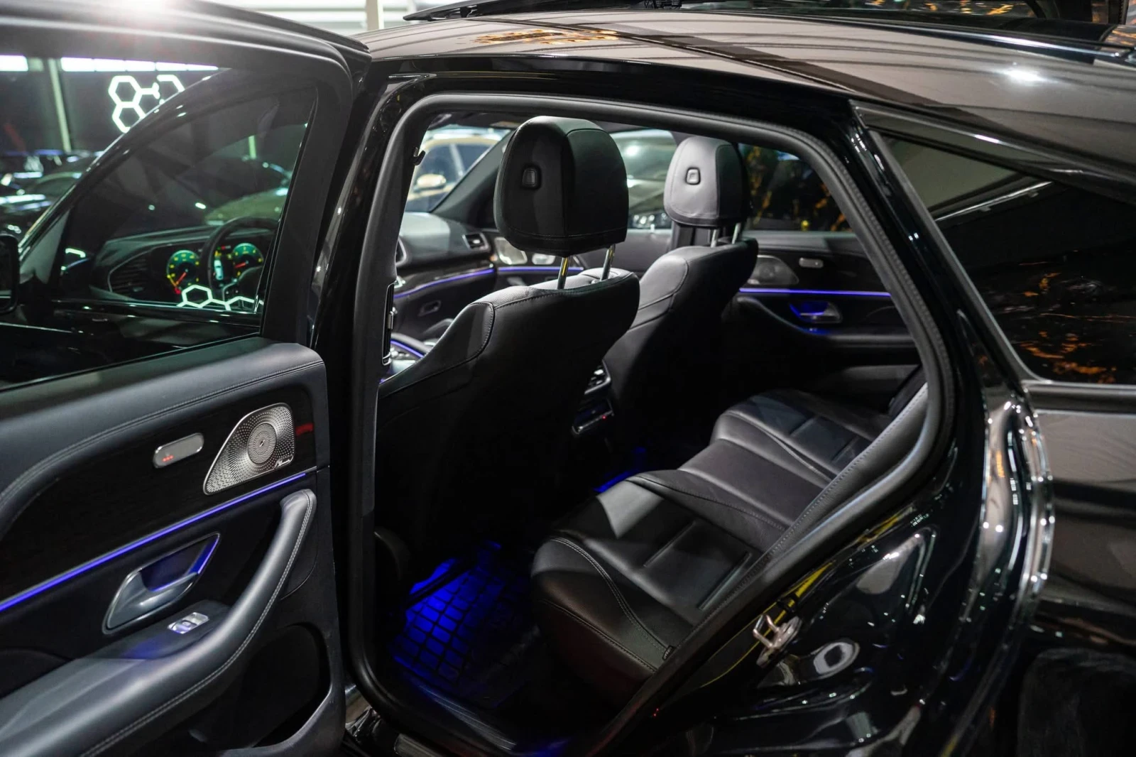 Mercedes-Benz GLE 400 D COUPE 4MATIC FULL AMG LINE ПАНО BURM ЛИЗИНГ 100%, снимка 15 - Автомобили и джипове - 53746851