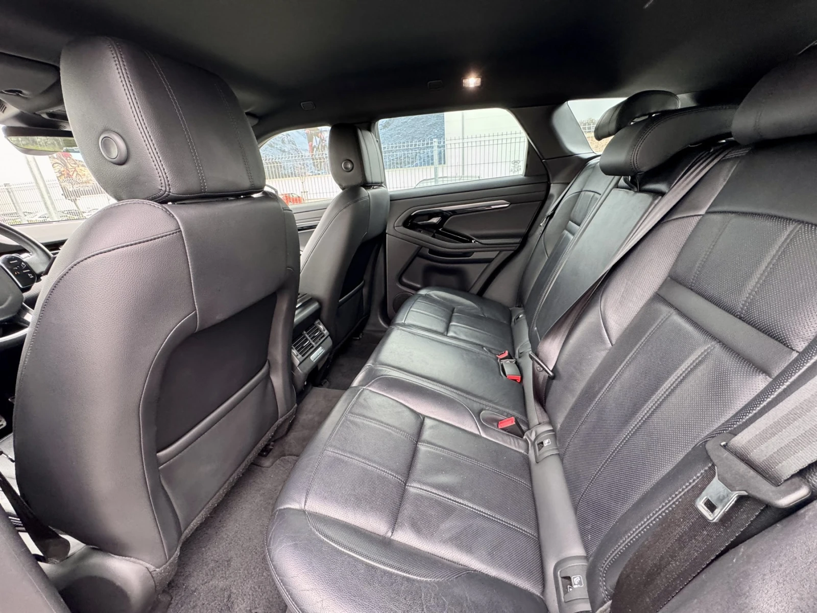 Land Rover Range Rover Evoque R Dynamic, снимка 10 - Автомобили и джипове - 53949889