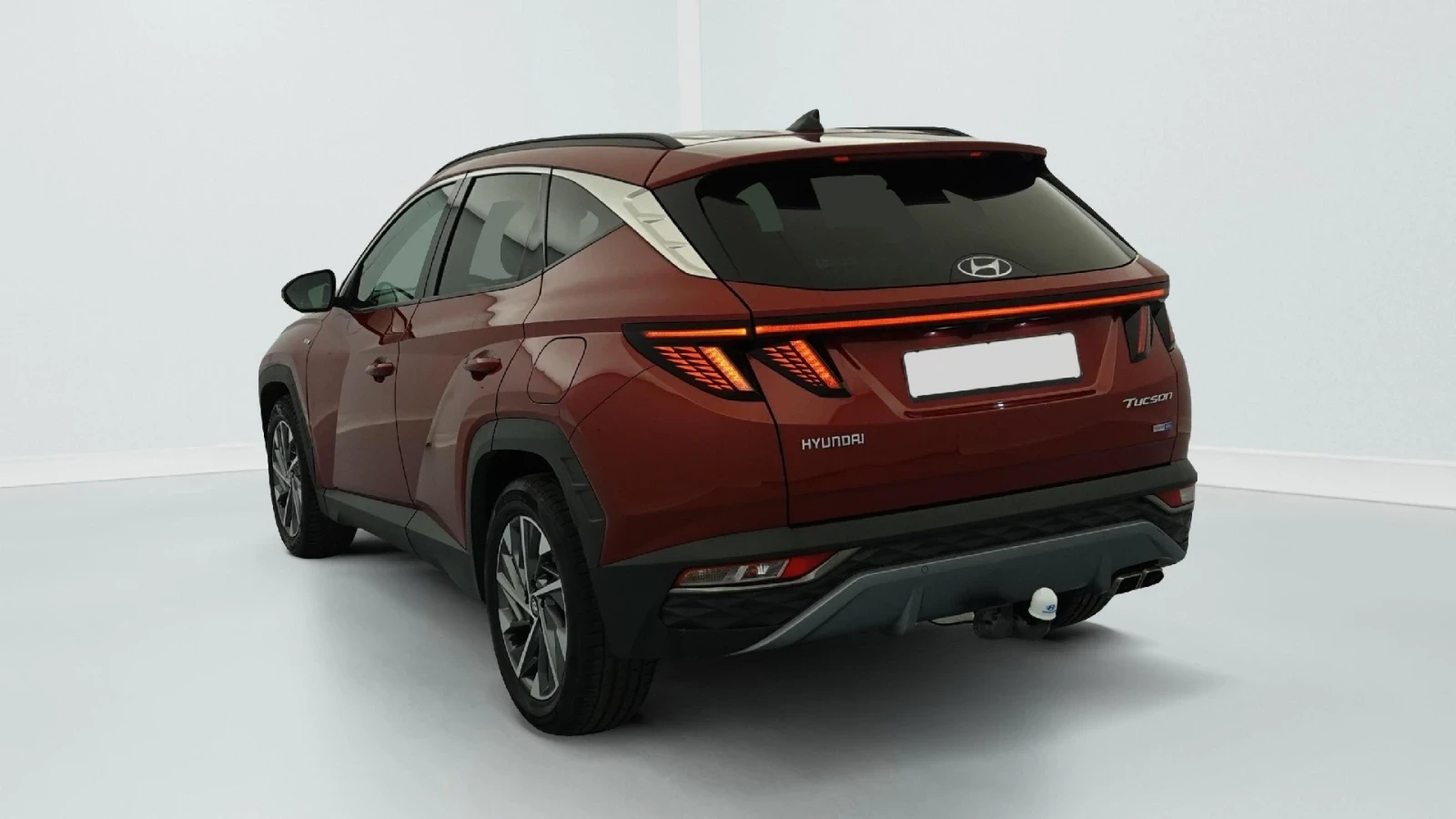 Hyundai Tucson, снимка 3 - Автомобили и джипове - 54049886