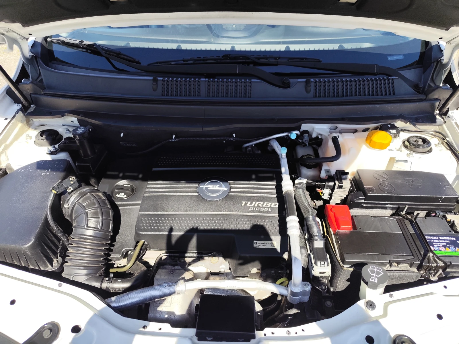 Opel Antara 1.9CDTi* 4X4* EURO5B* FACELIFT, снимка 15 - Автомобили и джипове - 54266625