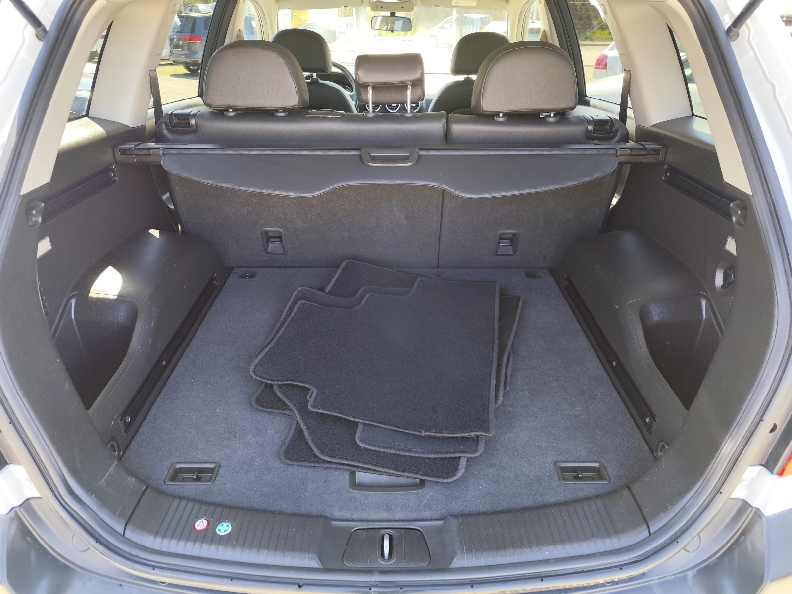 Opel Antara 1.9CDTi* 4X4* EURO5B* FACELIFT, снимка 14 - Автомобили и джипове - 54266625