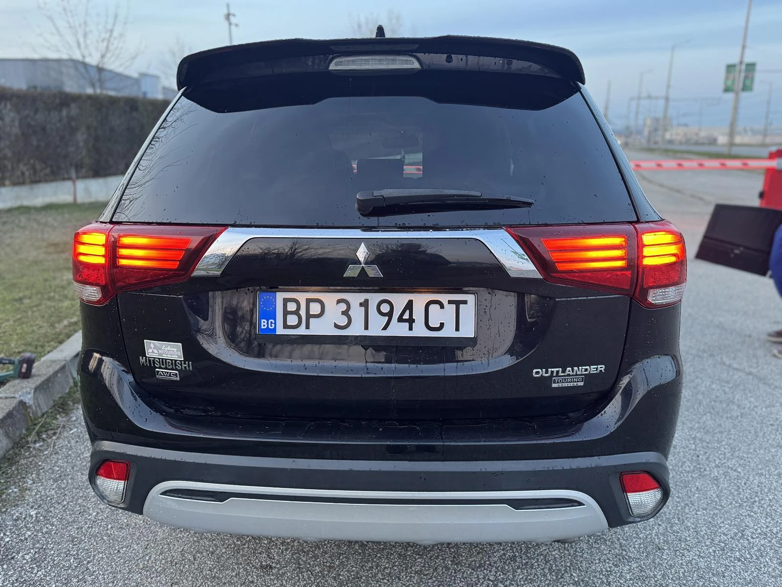 Mitsubishi Outlander 3.0 AWD FACE, снимка 2 - Автомобили и джипове - 55491726