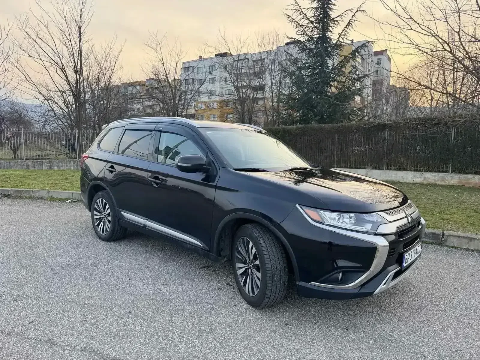 Mitsubishi Outlander 3.0 AWD FACE, снимка 6 - Автомобили и джипове - 55491726