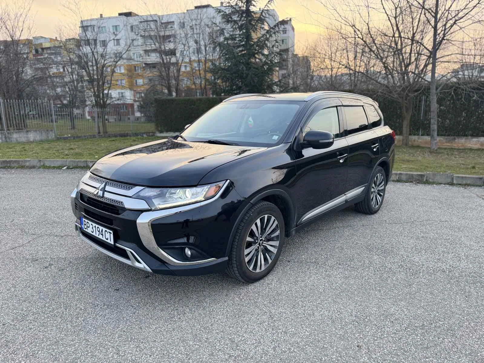 Mitsubishi Outlander 3.0 AWD FACE, снимка 7 - Автомобили и джипове - 55491726