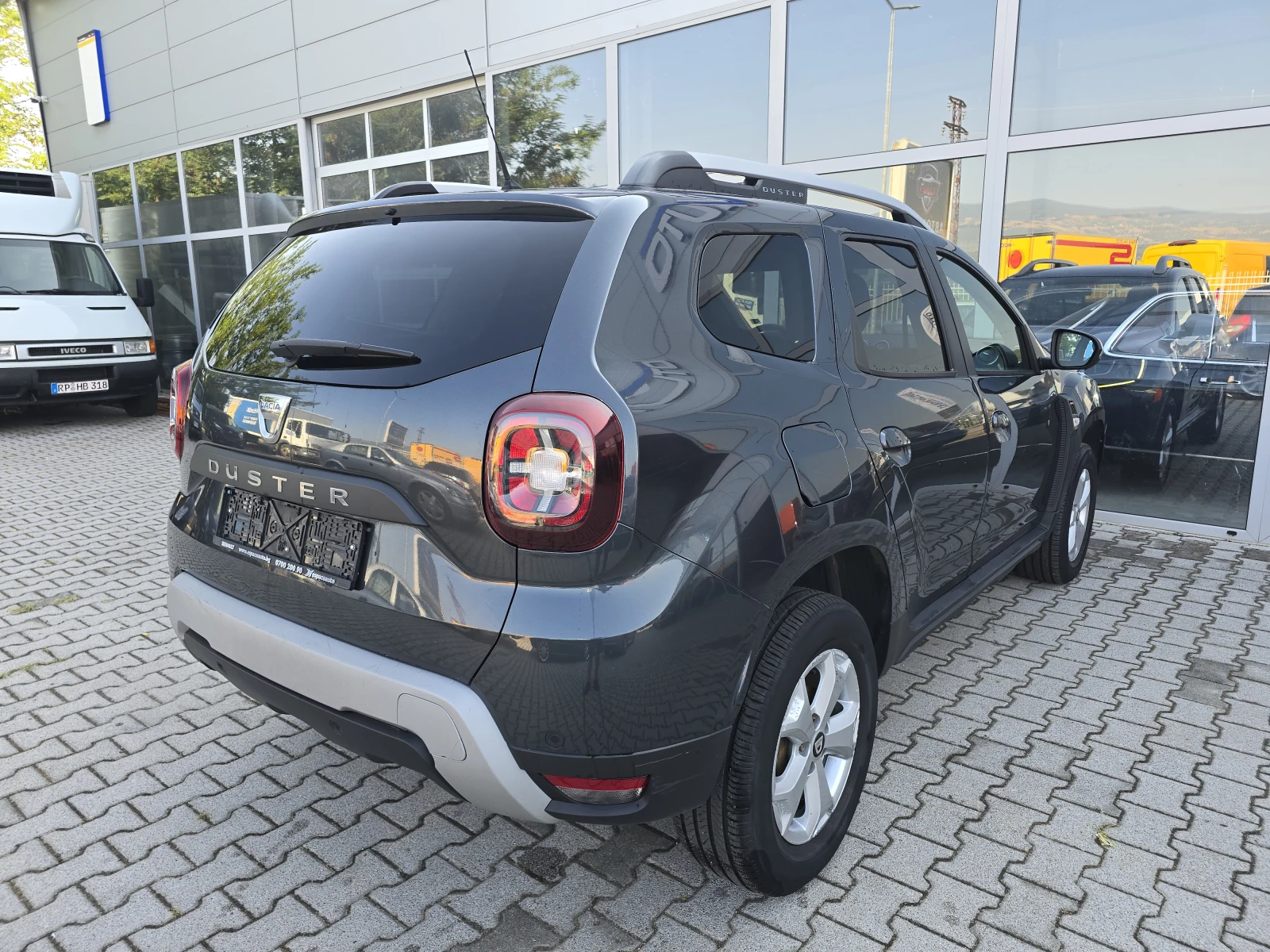 Dacia Duster 4x4 !! Нави !! Камера !!, снимка 6 - Автомобили и джипове - 56417669