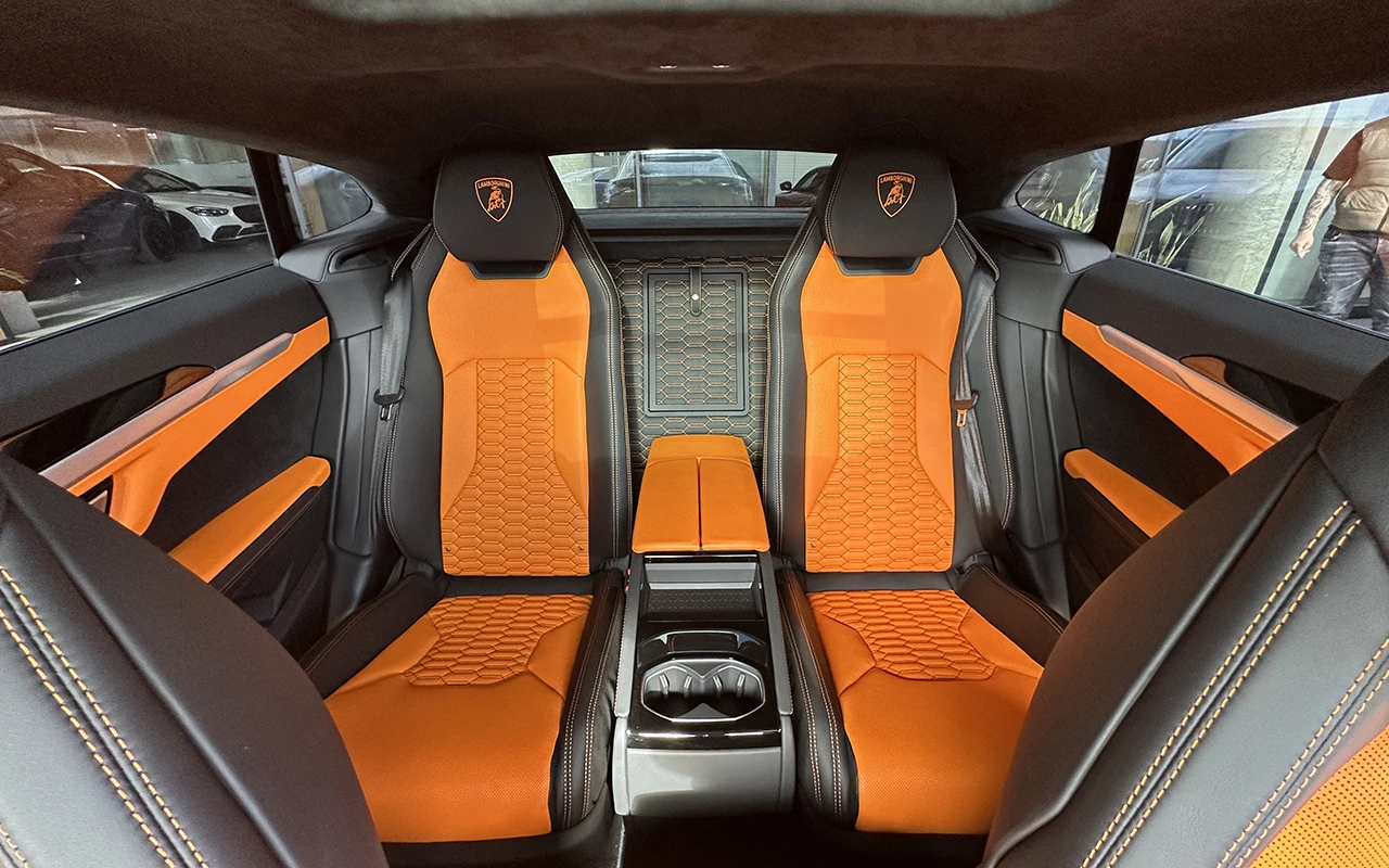 Lamborghini Urus, снимка 8 - Автомобили и джипове - 56623181