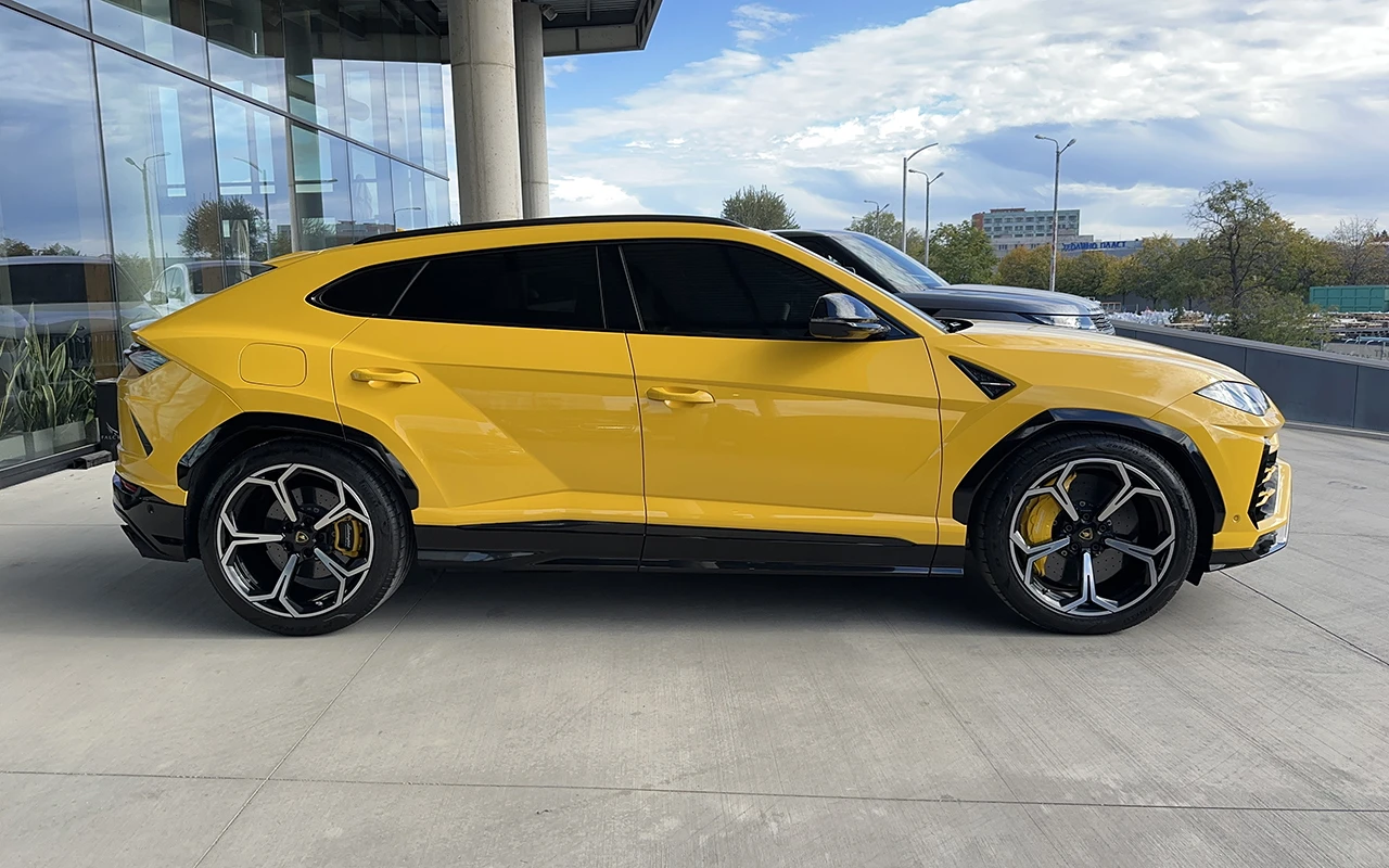Lamborghini Urus, снимка 3 - Автомобили и джипове - 56623181