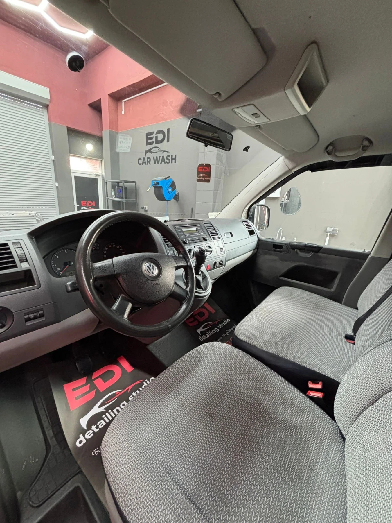 VW Transporter 2.5Tdi 131 ps - изображение 7