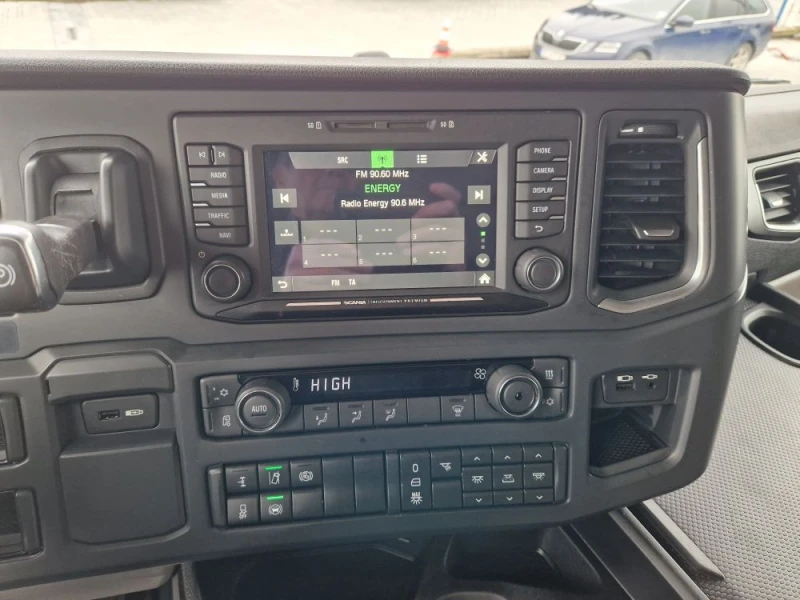 Scania S 450 Highline Mega, снимка 11 - Камиони - 53445821