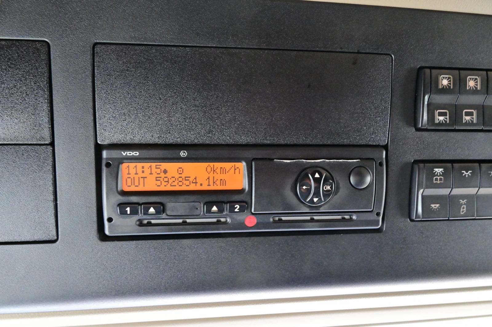 Mercedes-Benz Actros 1845, снимка 14 - Камиони - 55229433