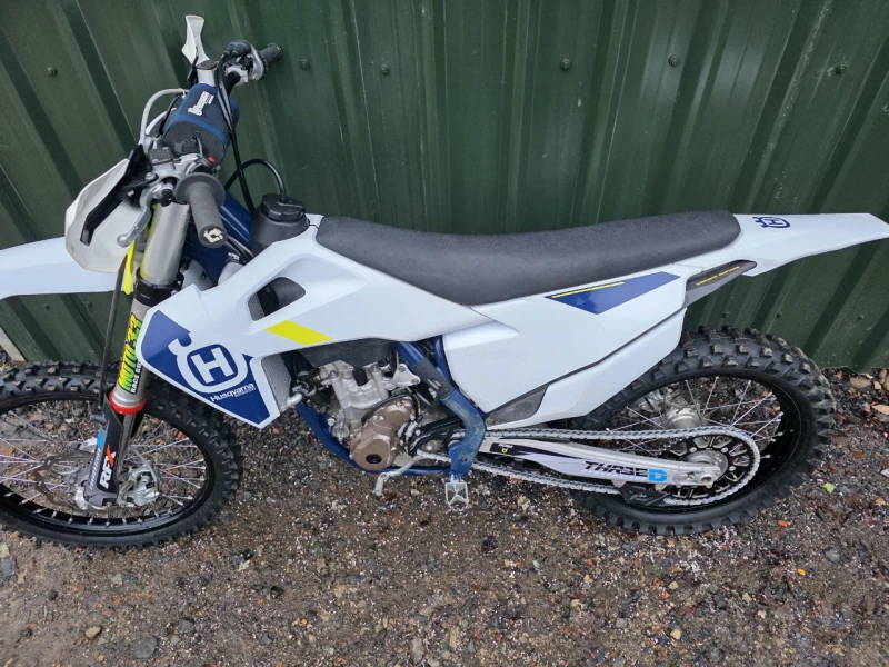 Husqvarna FC 250/СТАРТЕР/2 РЕЖИМА/ТРАКШЪН КОНТРОЛ/ ЛИЗИНГ, снимка 2 - Мотоциклети и мототехника - 52447032