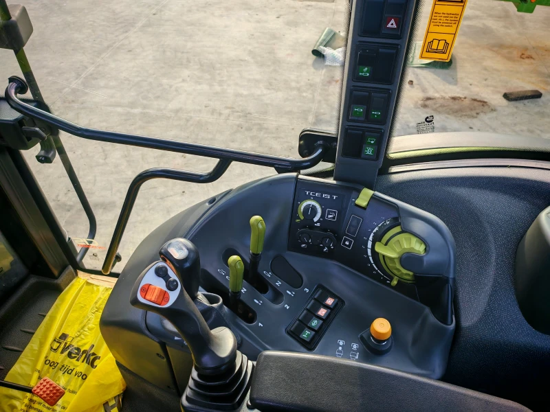 Трактор Claas Arion 420 лизинг с първоначална вноска 20 %, снимка 6 - Селскостопанска техника - 52148203