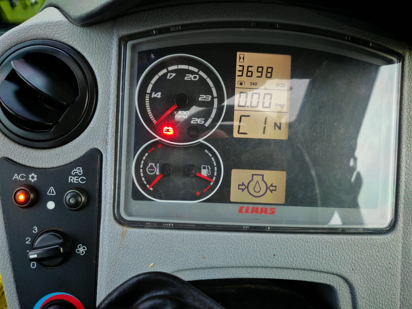  Claas Arion 420     20 % | Mobile.bg   17