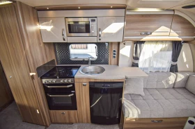 Каравана Sprite Cruiser 480 SR, снимка 7