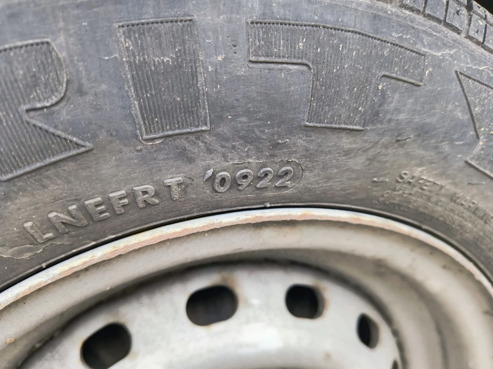   Agados 0898544466 Anssems 3000kg 3.25m - 1.8m 2012g | Mobile.bg   6