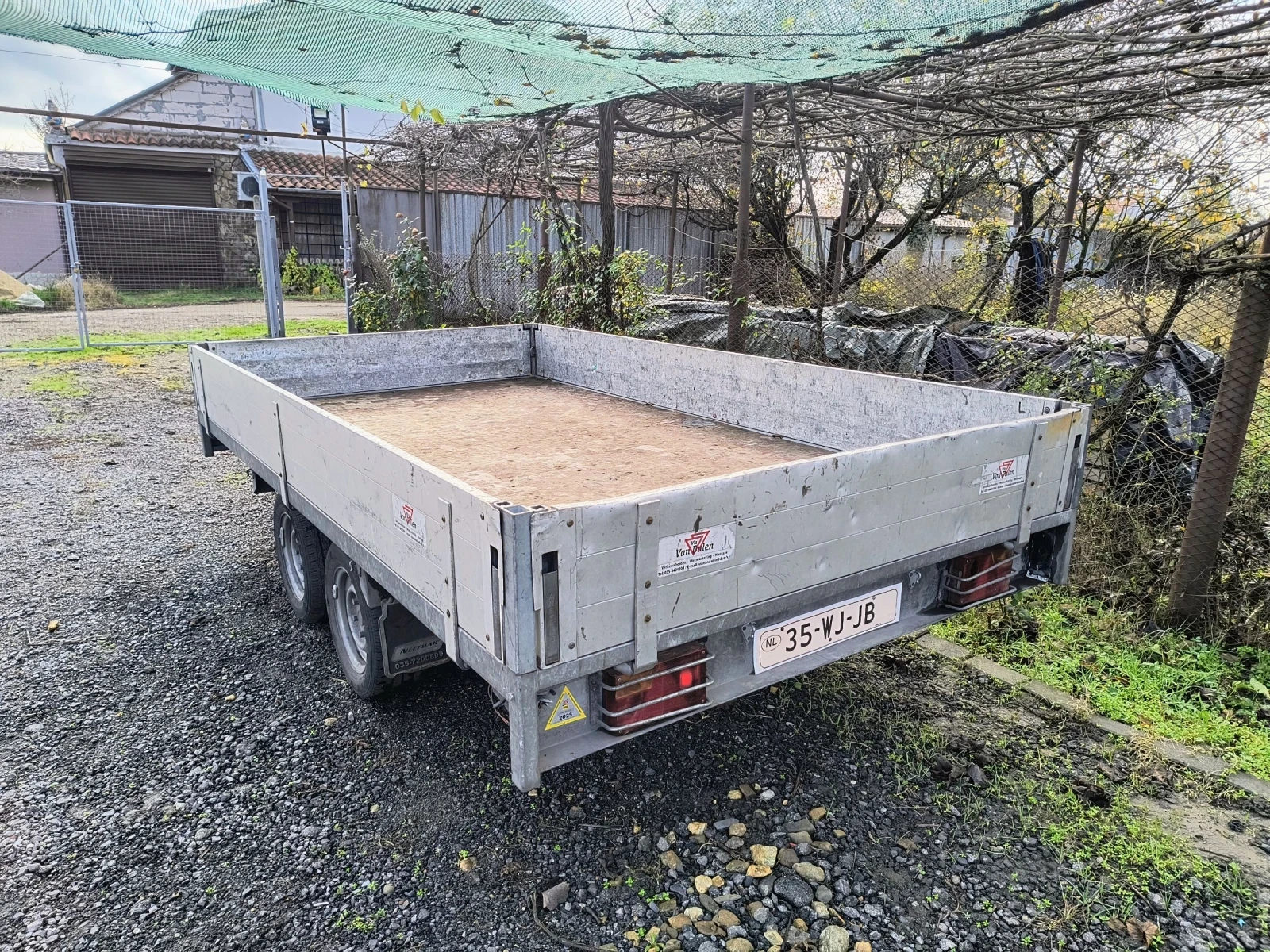   Agados 0898544466 Anssems 3000kg 3.25m - 1.8m 2012g | Mobile.bg   3