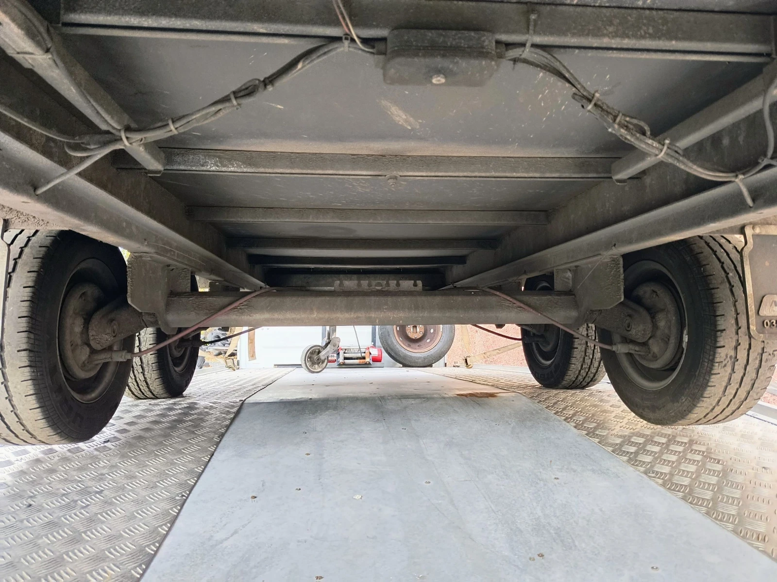   Agados 0898544466 Anssems 3000kg 3.25m - 1.8m 2012g | Mobile.bg   13