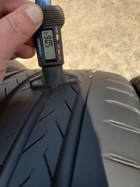 Гуми Летни 245/40R20, снимка 6