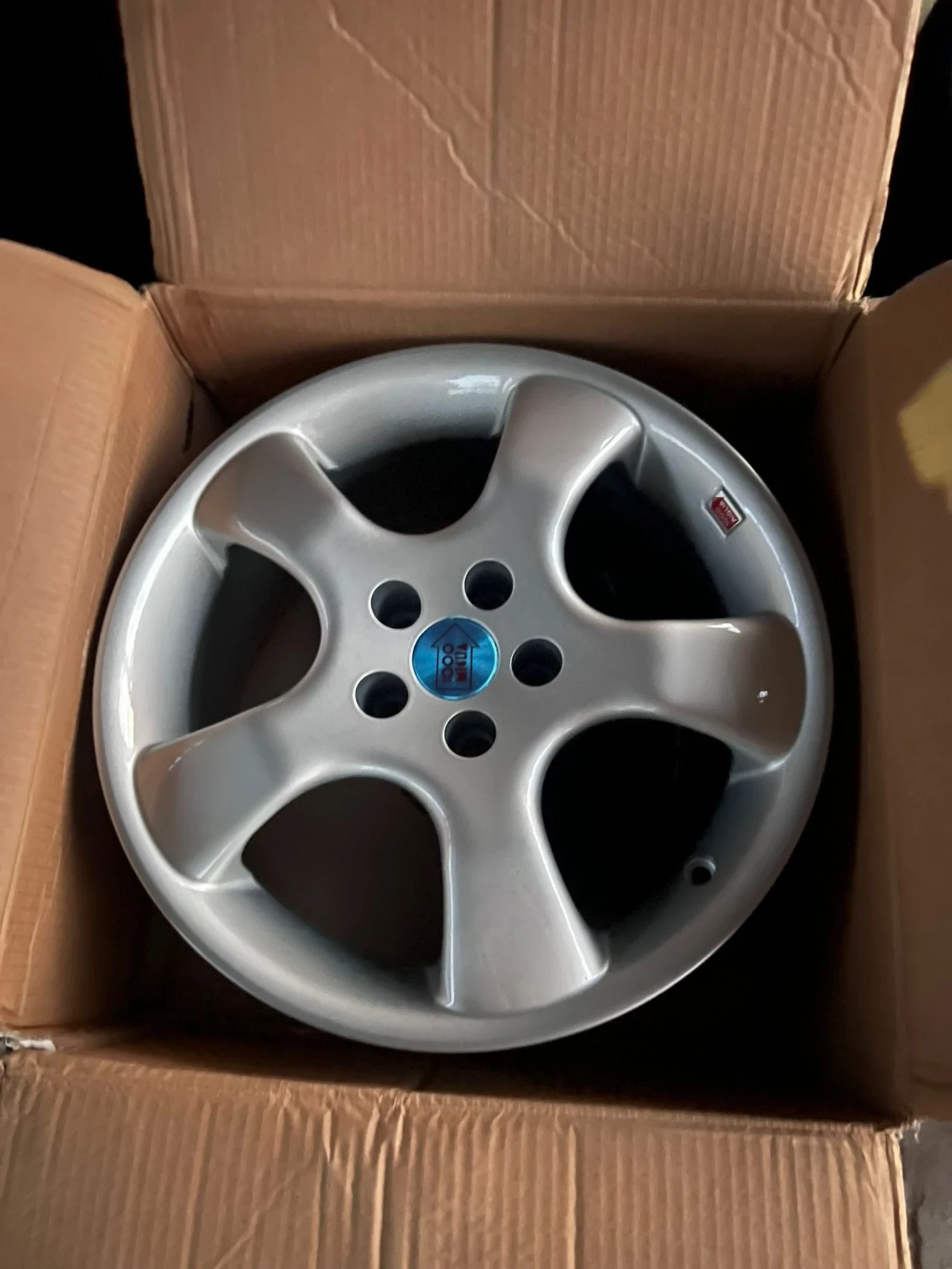    105/60R16  VW | Mobile.bg   2