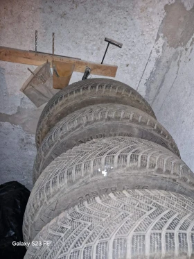 Гуми Зимни 215/70R16, снимка 5 - Гуми и джанти - 47525017