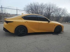 Lexus IS 500 Final Edition Exclusive Color CARFAX, снимка 3