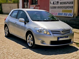 Toyota Auris 1.33/газ.инж., снимка 1