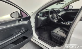 Kia K5 2.0 Trendy, снимка 10