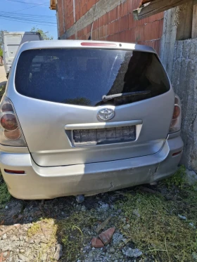 Обява за продажба на Toyota Corolla verso 2.2 177к.с. ~Цена по договаряне - изображение 2