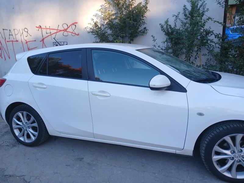 Mazda 3, снимка 6 - Автомобили и джипове - 49511146