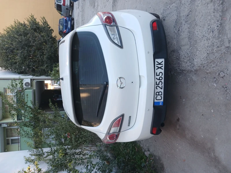 Mazda 3, снимка 1 - Автомобили и джипове - 49511146