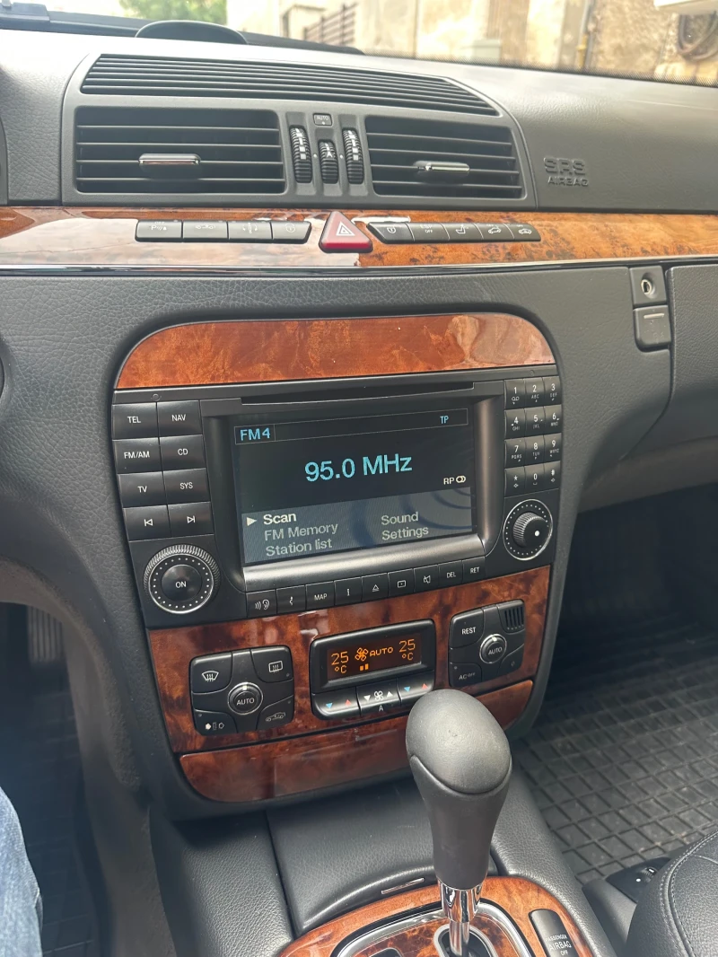 Mercedes-Benz S 320, снимка 14 - Автомобили и джипове - 52427879