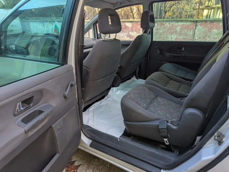 VW Sharan, снимка 8 - Автомобили и джипове - 52541188