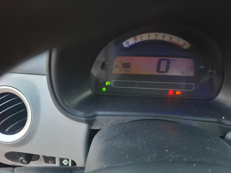 Citroen C3 Бензин, снимка 6 - Автомобили и джипове - 52589157