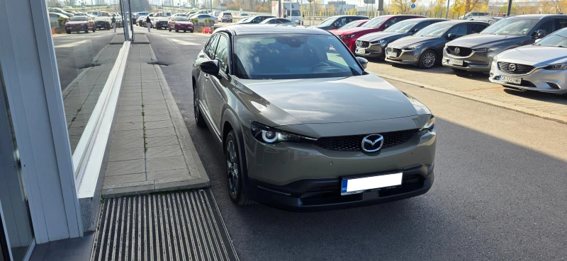 Mazda MX-30 MAKOTO (INDUSTRIAL VINTAGE), снимка 6 - Автомобили и джипове - 52801911