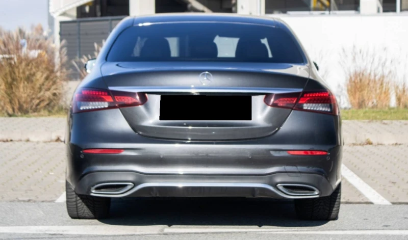 Mercedes-Benz E 220 d 4Matic AMG Line, снимка 6 - Автомобили и джипове - 52876295