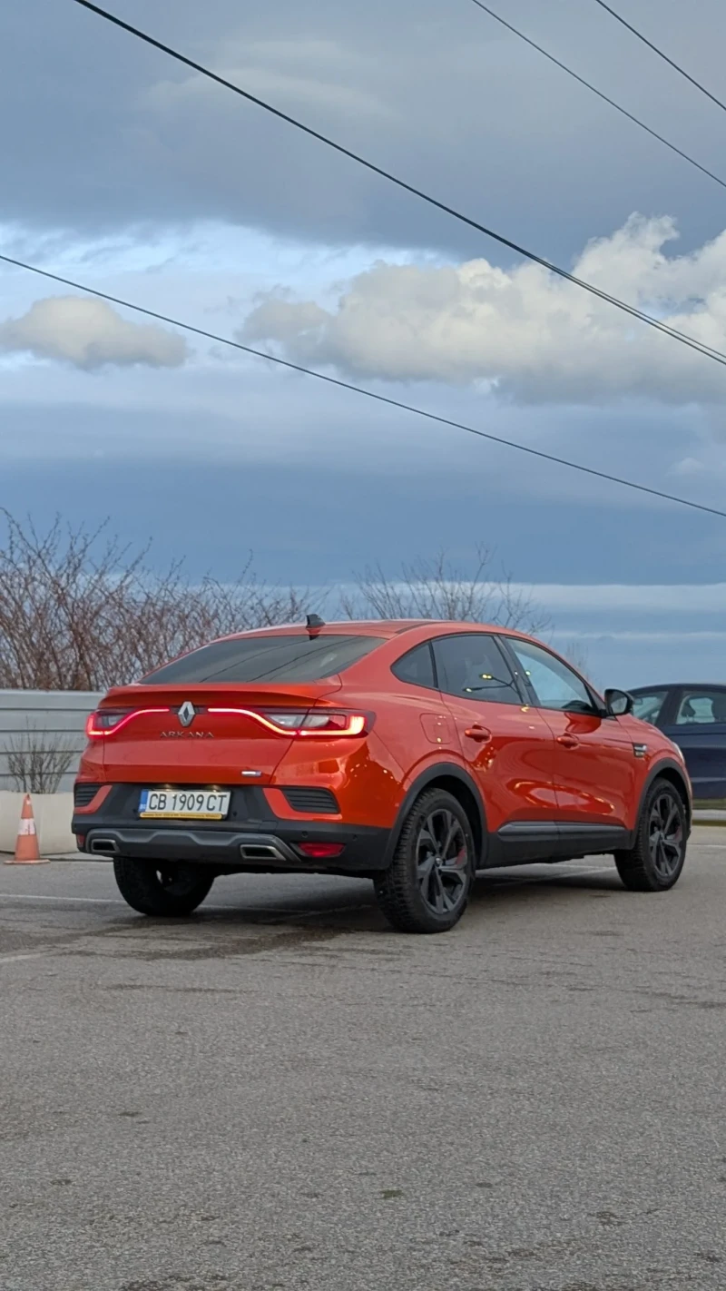 Renault Arkana 1.6 RS line Hybrid E-tech, снимка 4 - Автомобили и джипове - 52985677