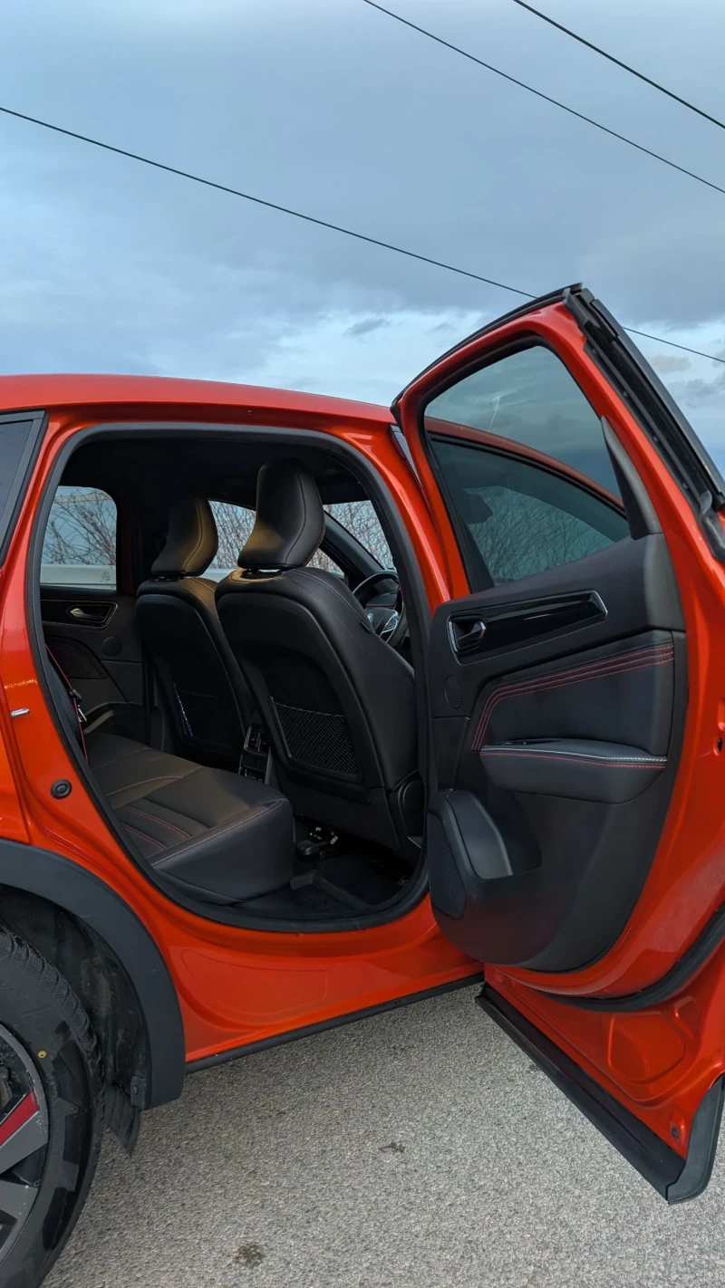 Renault Arkana 1.6 RS line Hybrid E-tech, снимка 9 - Автомобили и джипове - 52985677