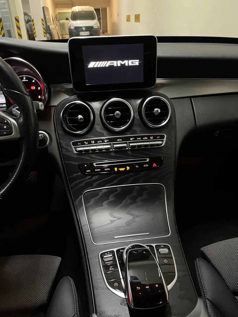 Mercedes-Benz C 220, снимка 8 - Автомобили и джипове - 53254233