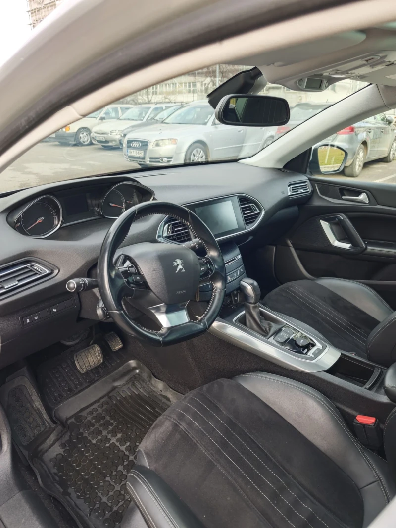 Peugeot 308 Allure, снимка 8 - Автомобили и джипове - 53576130