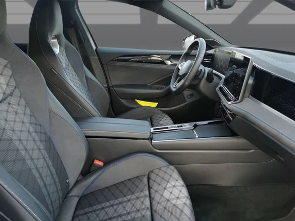 VW Passat Variant 2.0 TDI = R-Line = Гаранция - изображение 6