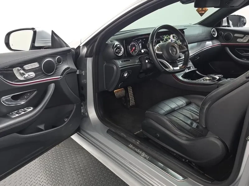 Mercedes-Benz E 200 D Coupe, снимка 10 - Автомобили и джипове - 55883645