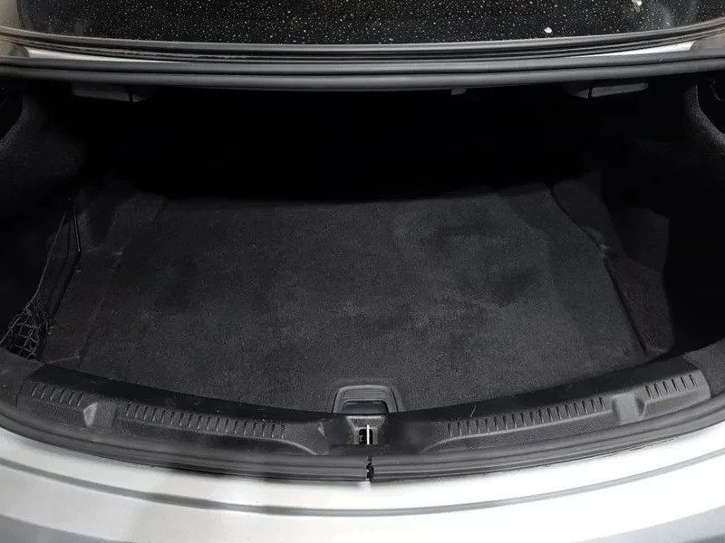 Mercedes-Benz E 200 D Coupe, снимка 16 - Автомобили и джипове - 55883645