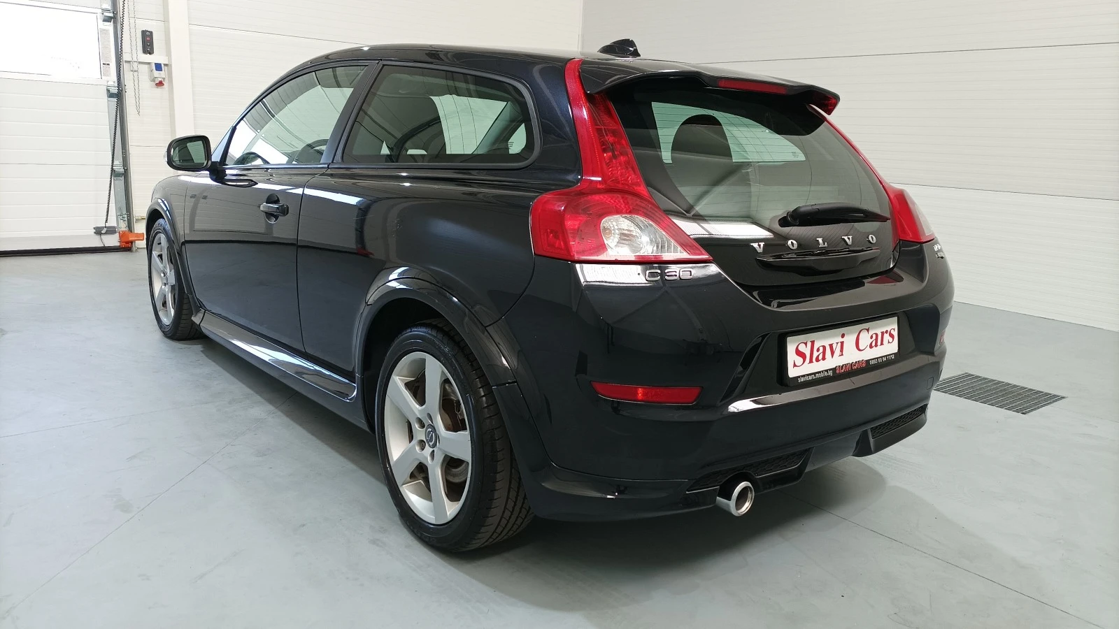 Volvo C30 1.6 d R-design - изображение 7