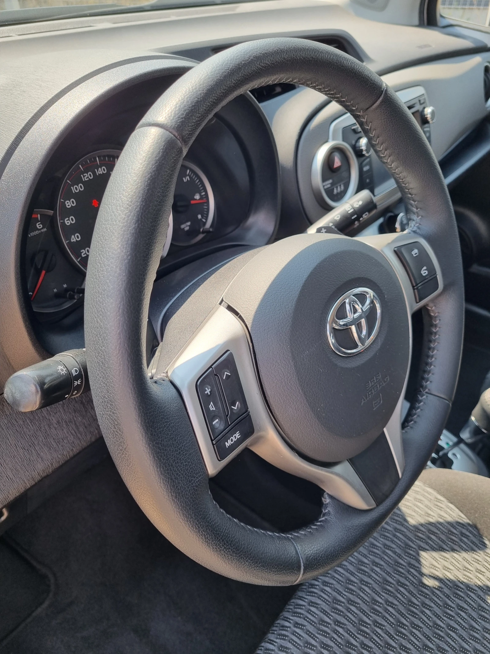 Toyota Yaris 1.4 D4D Automatic - изображение 10